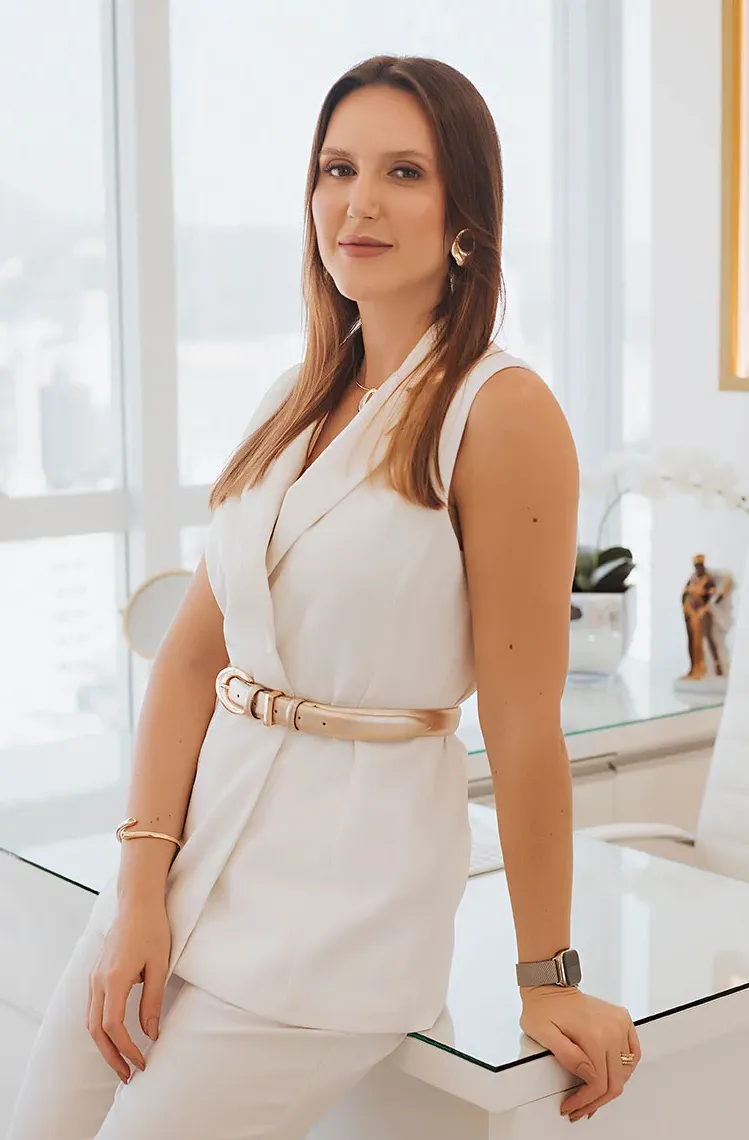 Dra. Fernanda Porsch no consultório